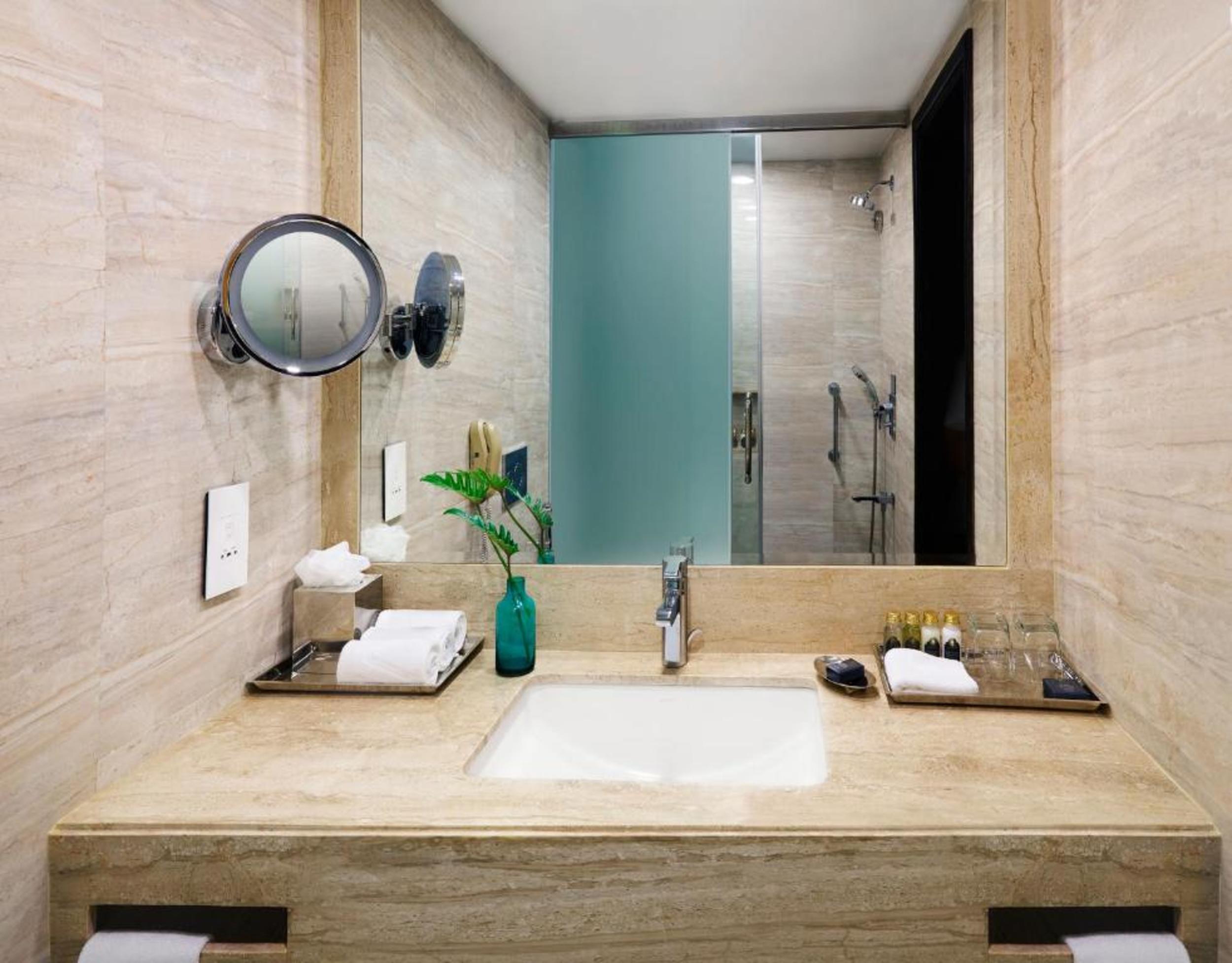 Resort Taj Aguada & Spa, Goa 5*